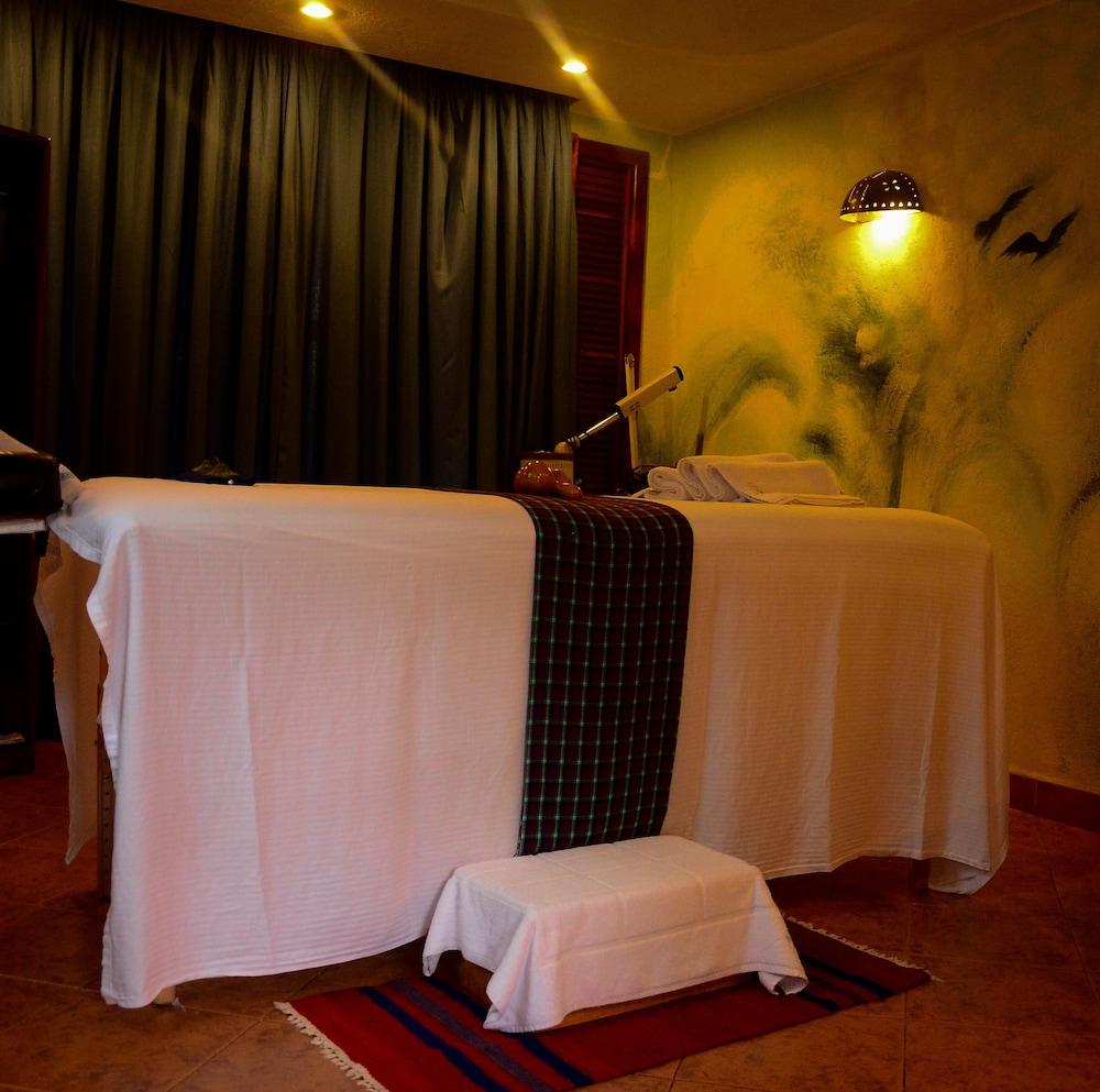 Amboseli Serena Safari Lodge מראה חיצוני תמונה