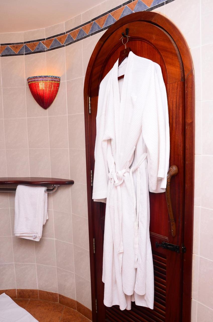 Amboseli Serena Safari Lodge מראה חיצוני תמונה