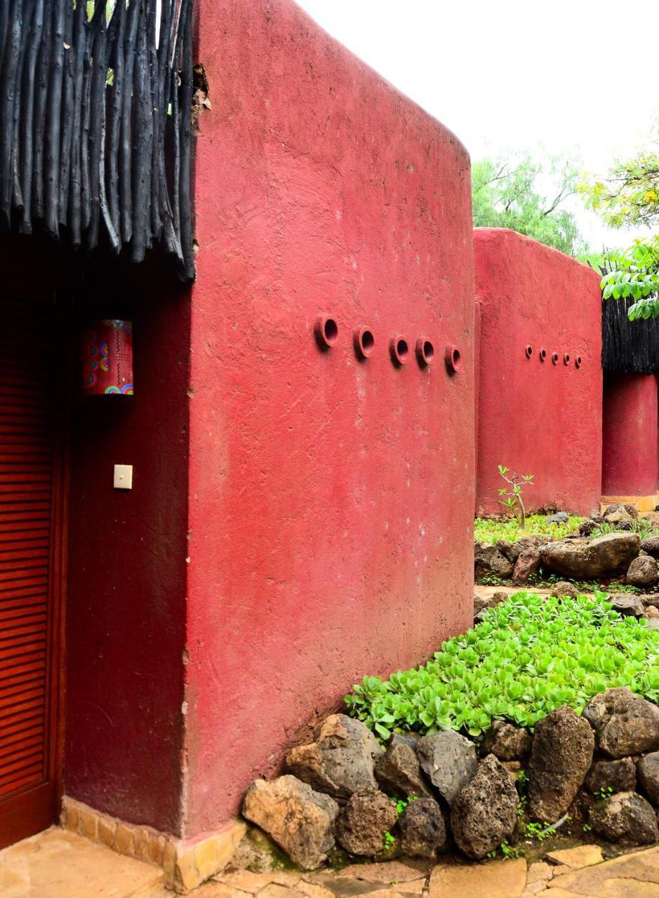 Amboseli Serena Safari Lodge מראה חיצוני תמונה