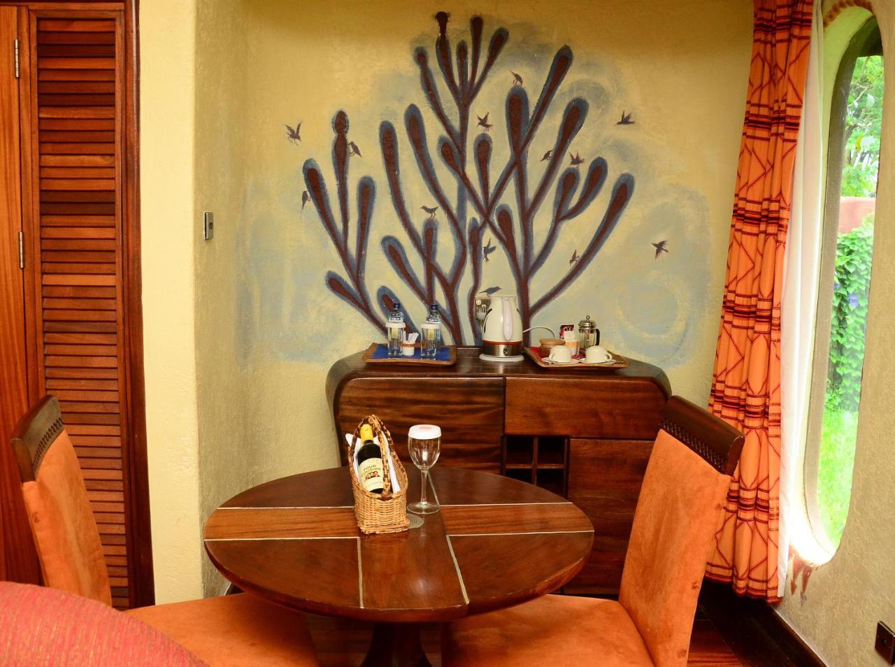 Amboseli Serena Safari Lodge מראה חיצוני תמונה