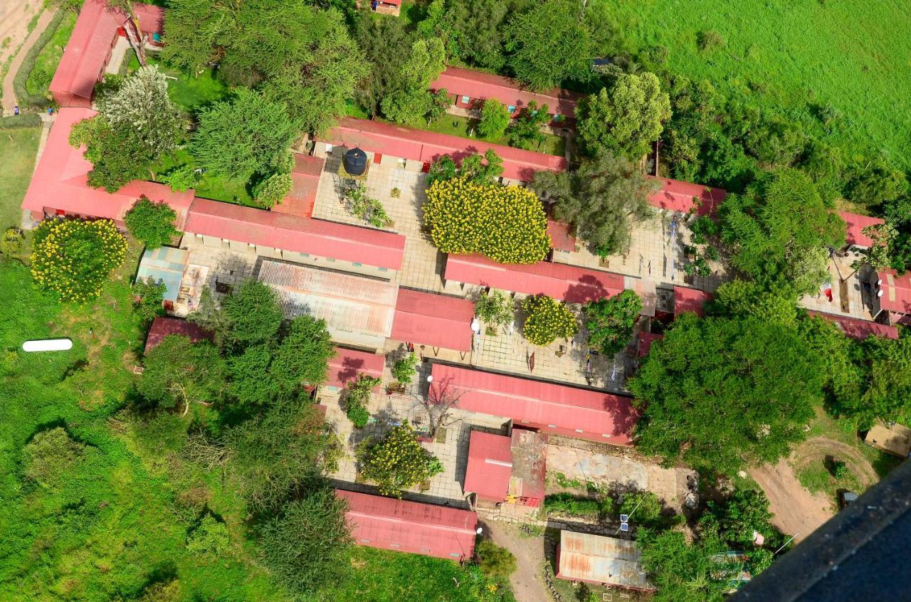 Amboseli Serena Safari Lodge מראה חיצוני תמונה